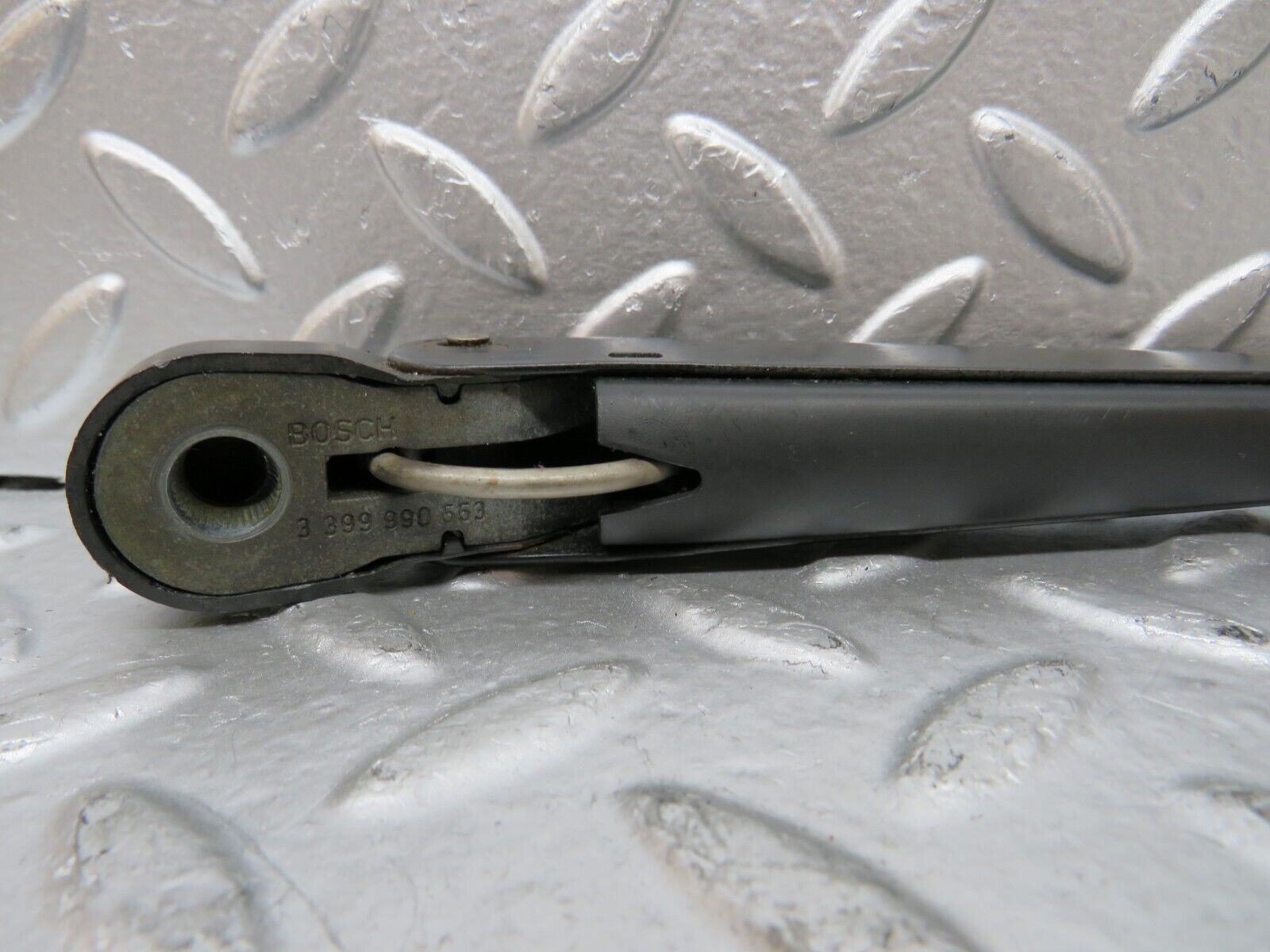 26989 Mercedes-Benz W123 240D Wiper Arm Bosch Right Side 3399990553