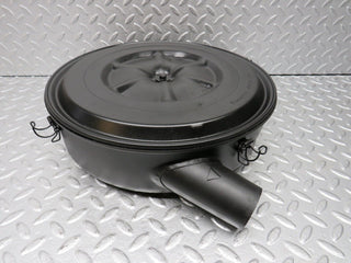 40600 Mercedes-Benz W123 300D Air Filter Box Housing 0110946802 0010949504