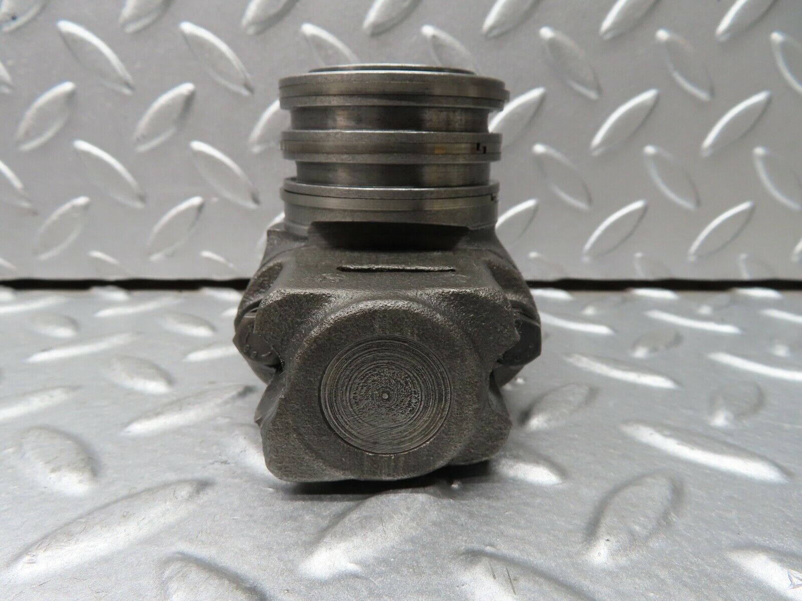 19768 Mercedes-Benz W123 722.122 Automatic Gearbox Governor 1152702174