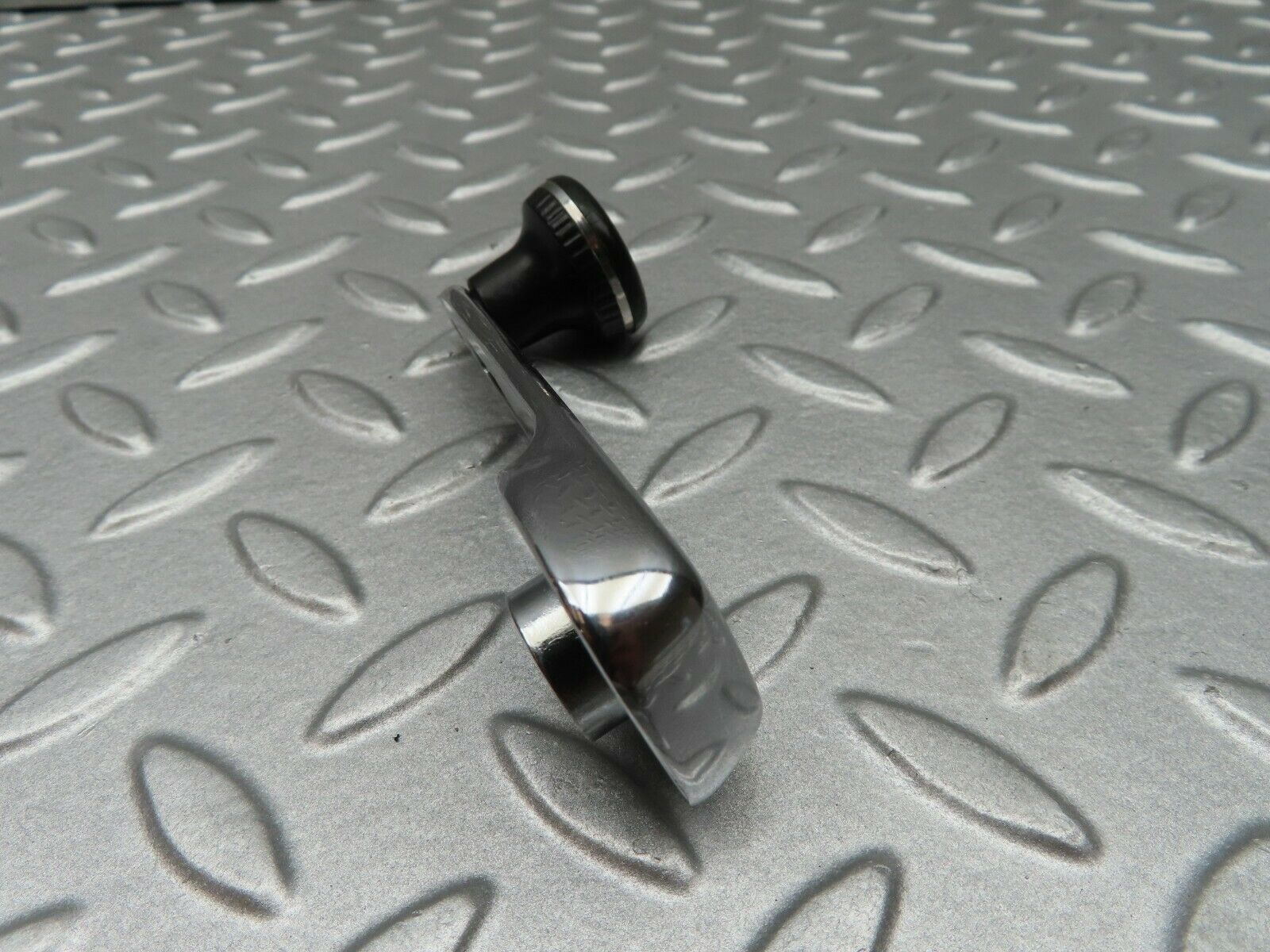 4519 Mercedes-Benz W123 230E Window Lifter Crank Handle