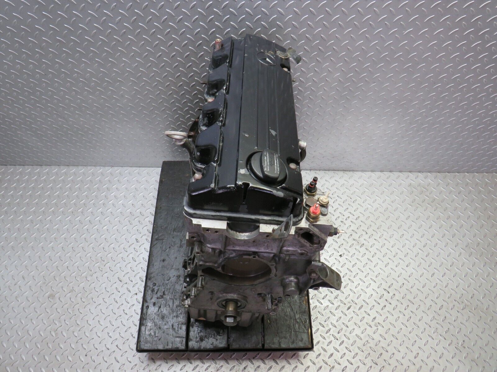 36770 Mercedes-Benz W201 190E 2.0L Complete Engine M102.962 1020112601