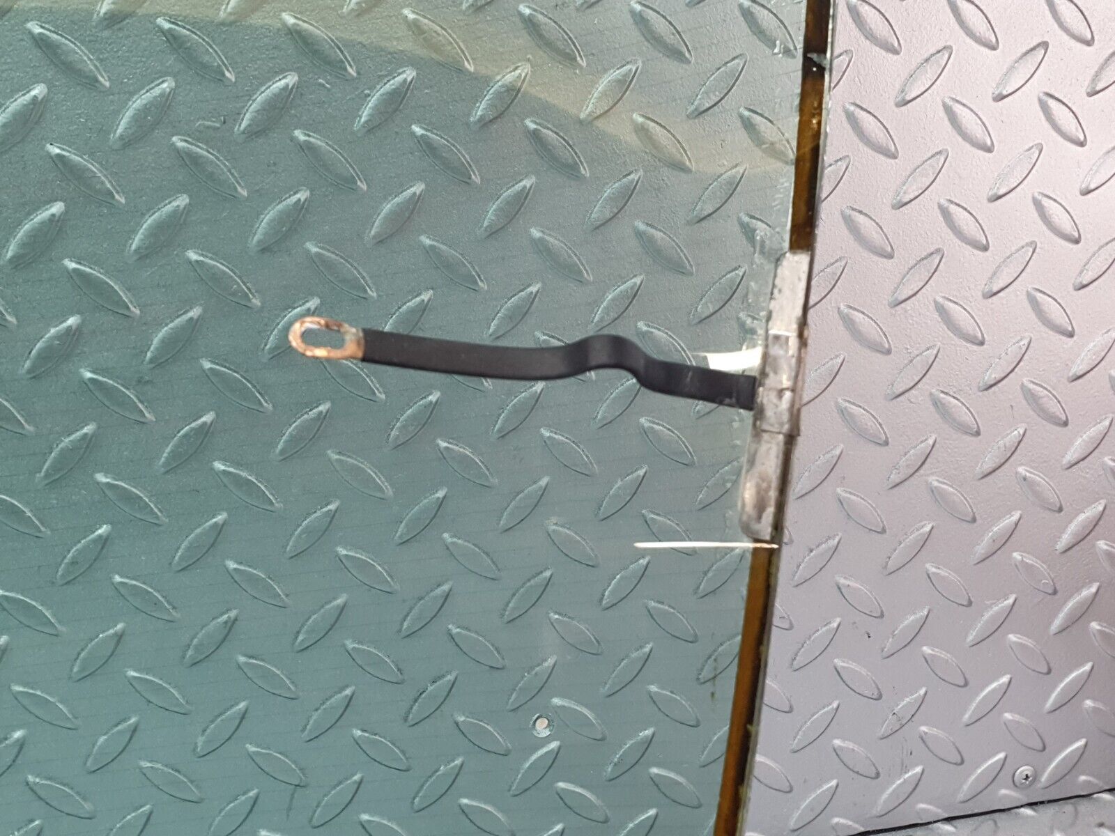 41260 Mercedes-Benz W126 300SE Rear Heated Windscreen Glass