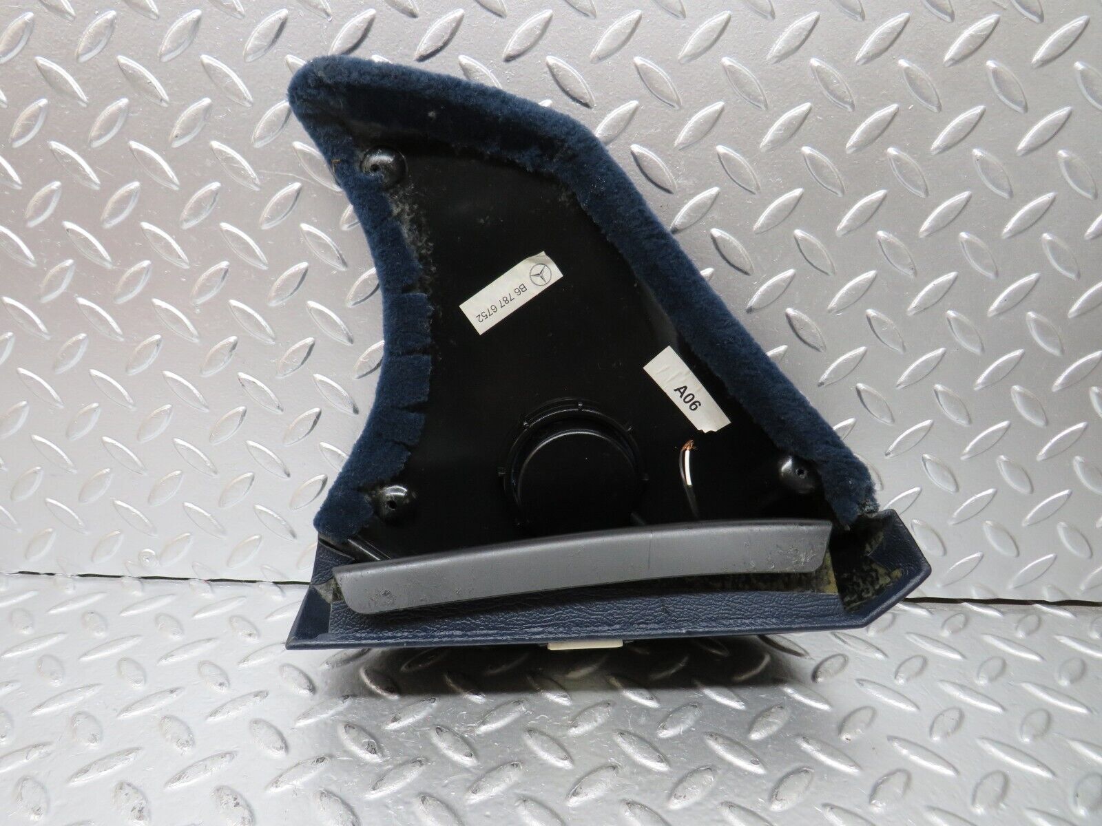 24834 Mercedes-Benz W140 S320 Interior Lower Trim Blue
