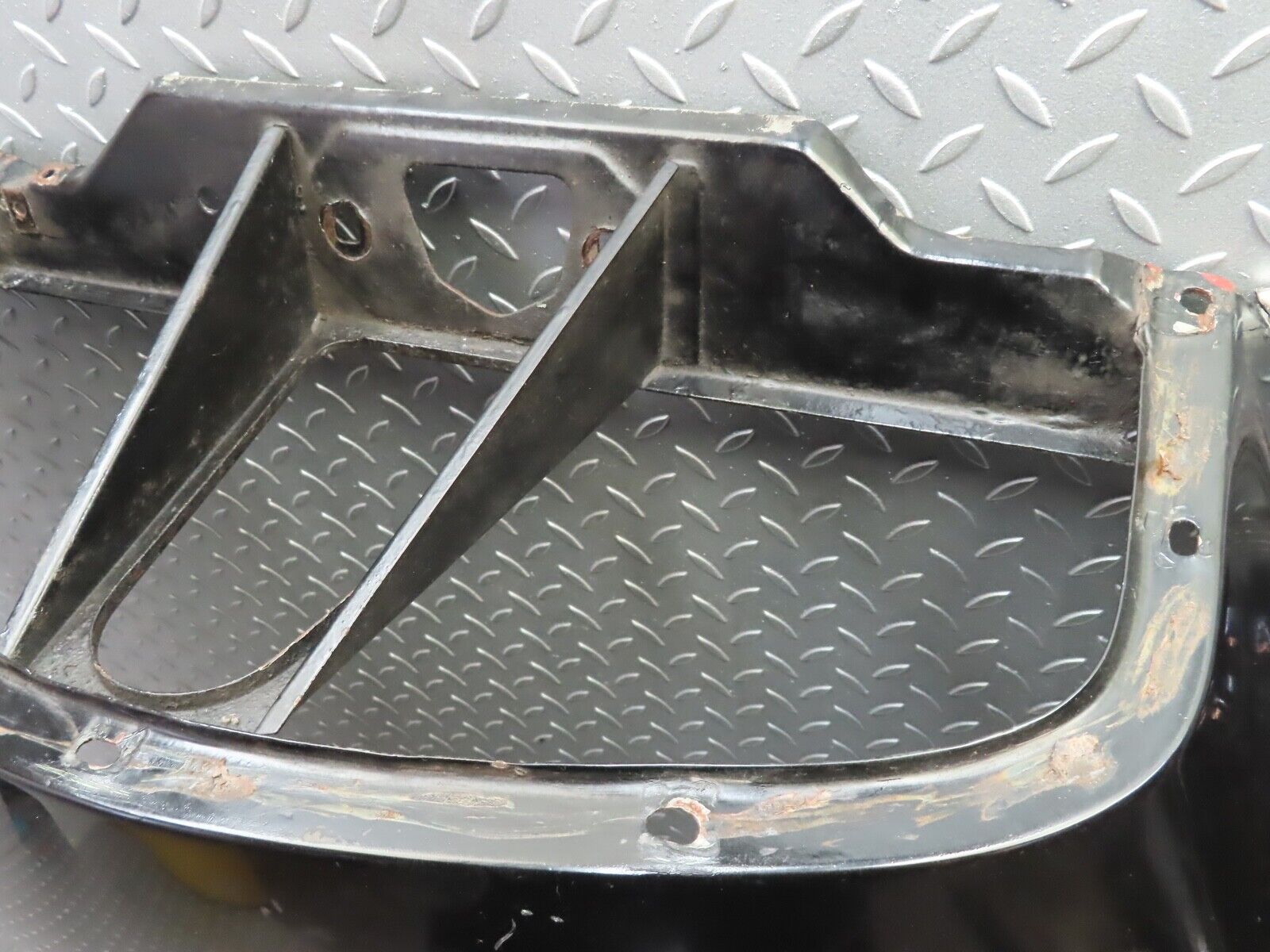 19818 Mercedes-Benz W121 190b Ponton Bonnet