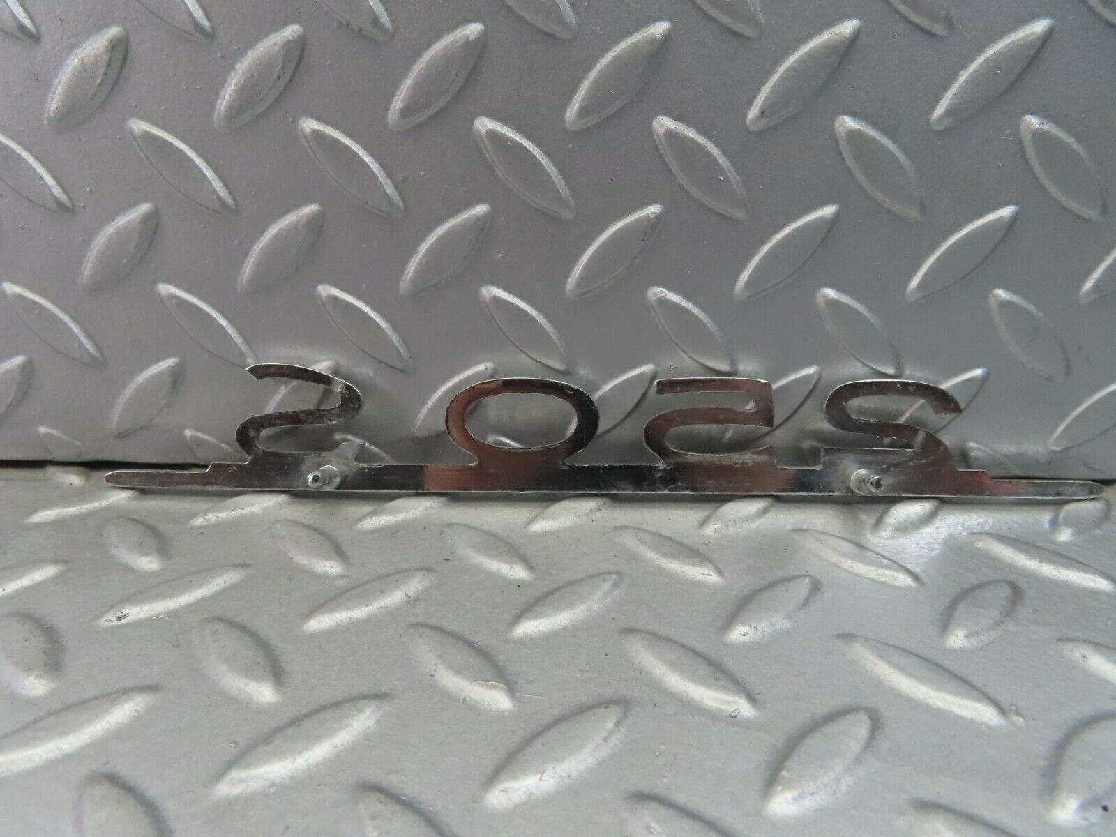 8286 Mercedes-Benz W108 Rear Trunk Badge 250S Emblem