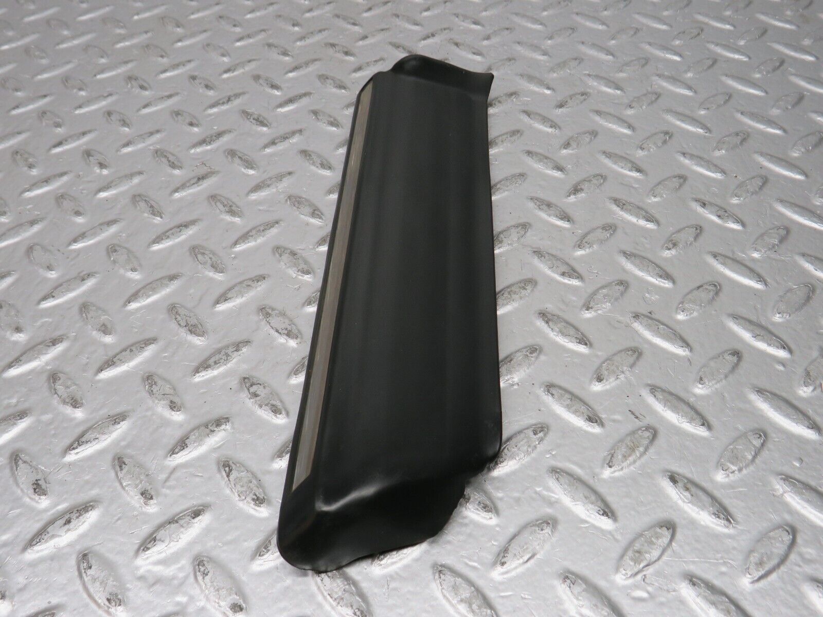 32005 Mercedes-Benz W123 230E Front Left Fender Wing Lower Moulding Trim
