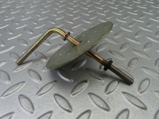 7734 Mercedes-Benz S123 230TE Wagon Spare Wheel Holder