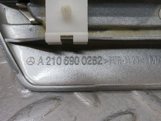 34717 Mercedes-Benz W210 320E Front Right Fender Wing Centre Moulding Trim 21069002