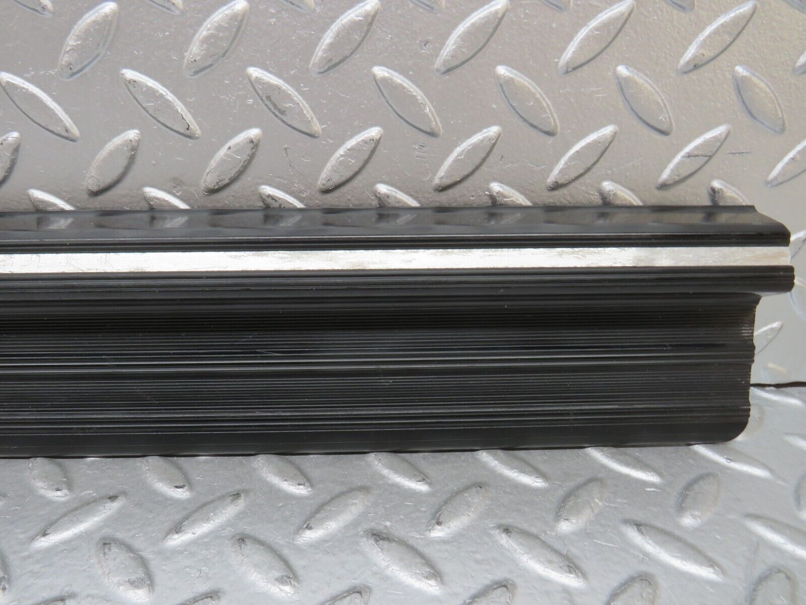 27897 Mercedes-Benz W123 280E Rear Left Door Sill Trim Black
