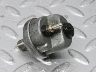 32702 Mercedes-Benz S124 300TE Wagon Oil Pressure Sensor 0065429417