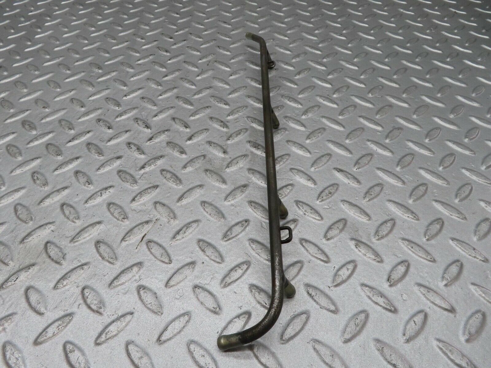 12449 Mercedes-Benz W108 280SE 3.5 Injector Fuel Pipe Right Side