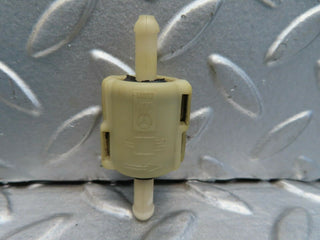 W123 windscreen washer fluid distributor used OEM