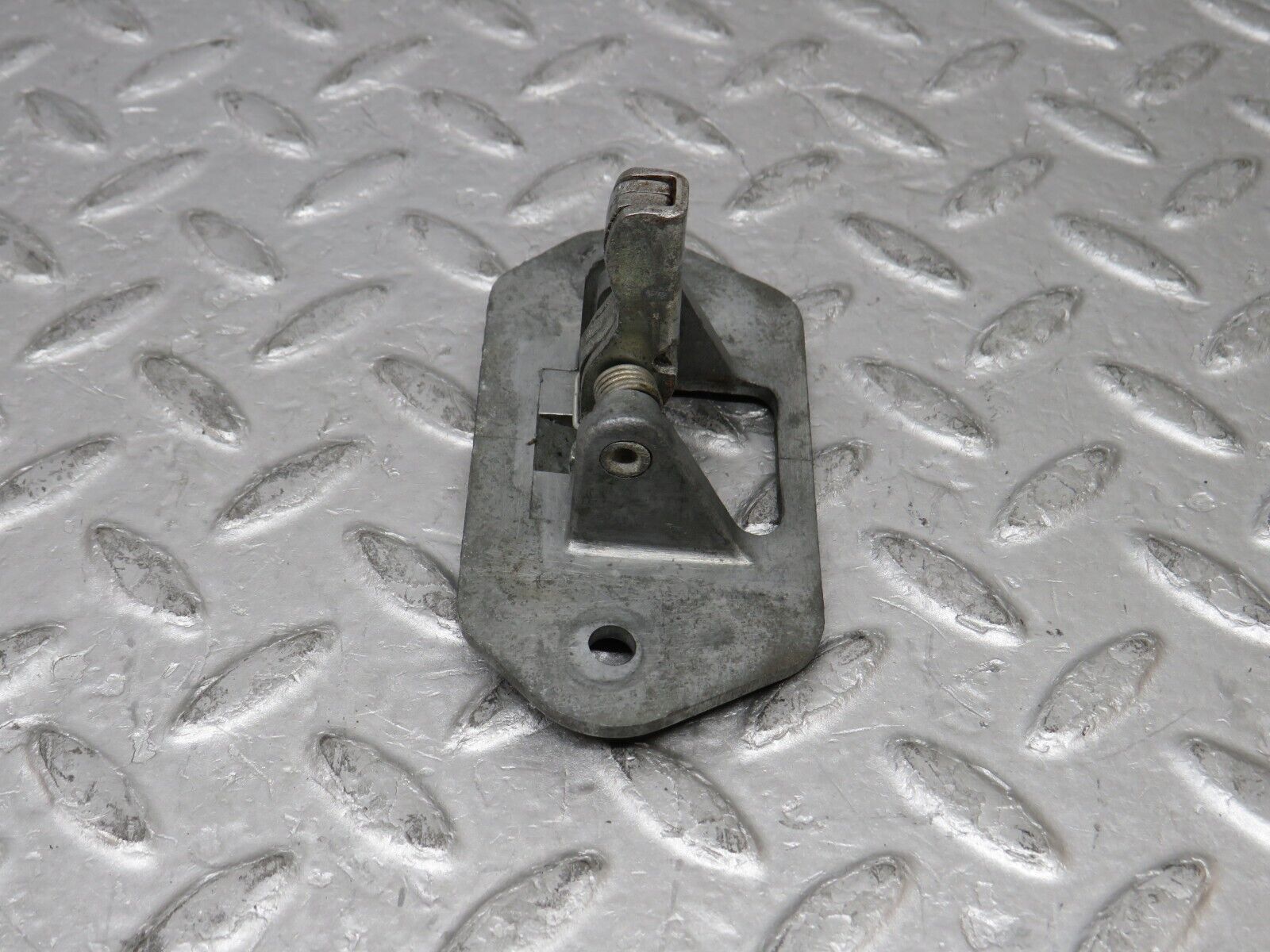37320 Mercedes-Benz W109 300SEL Trunk Lock Latch