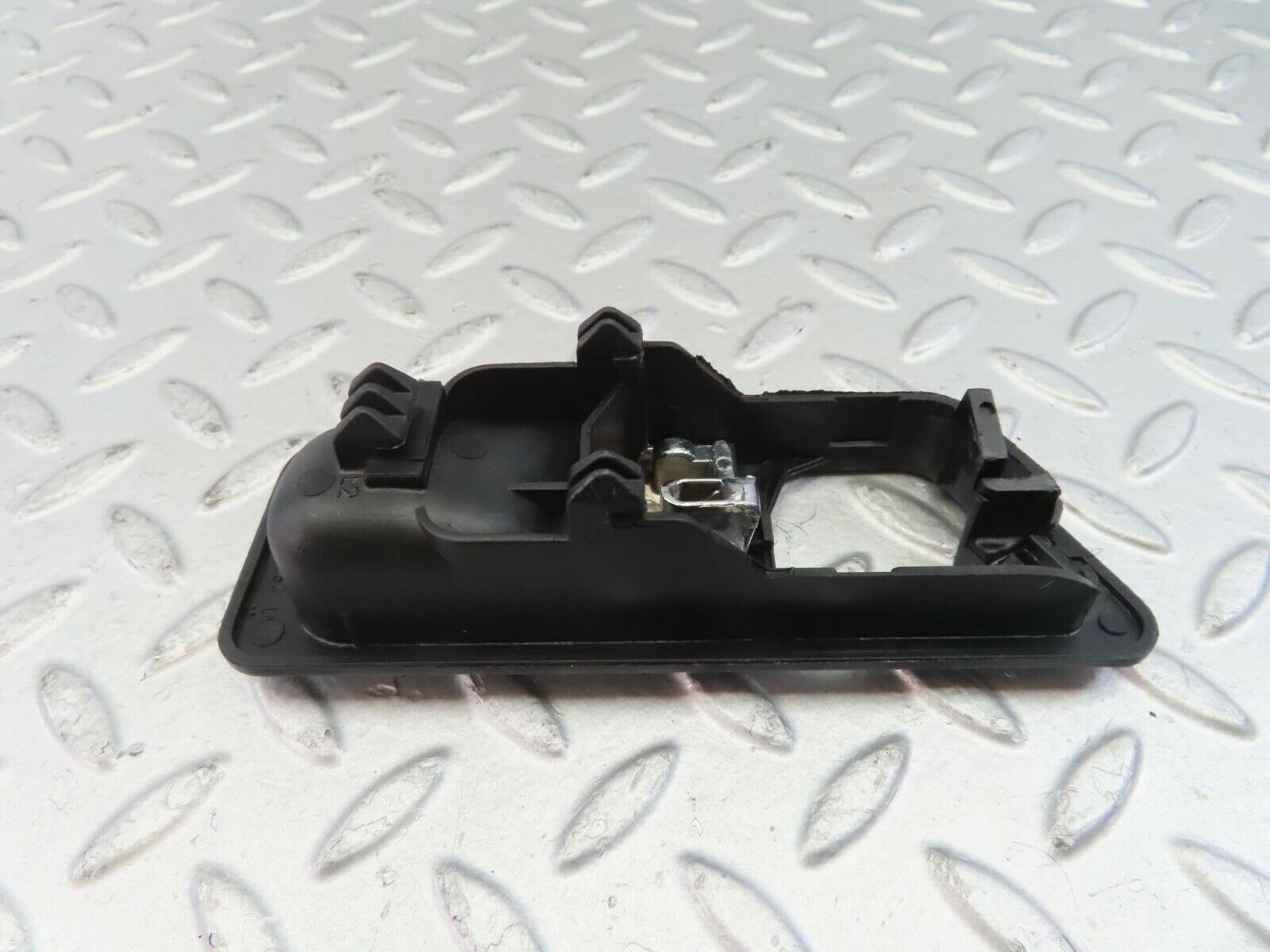 10378 Mercedes-Benz W201 190E Left Interior Door Handle 2017660164