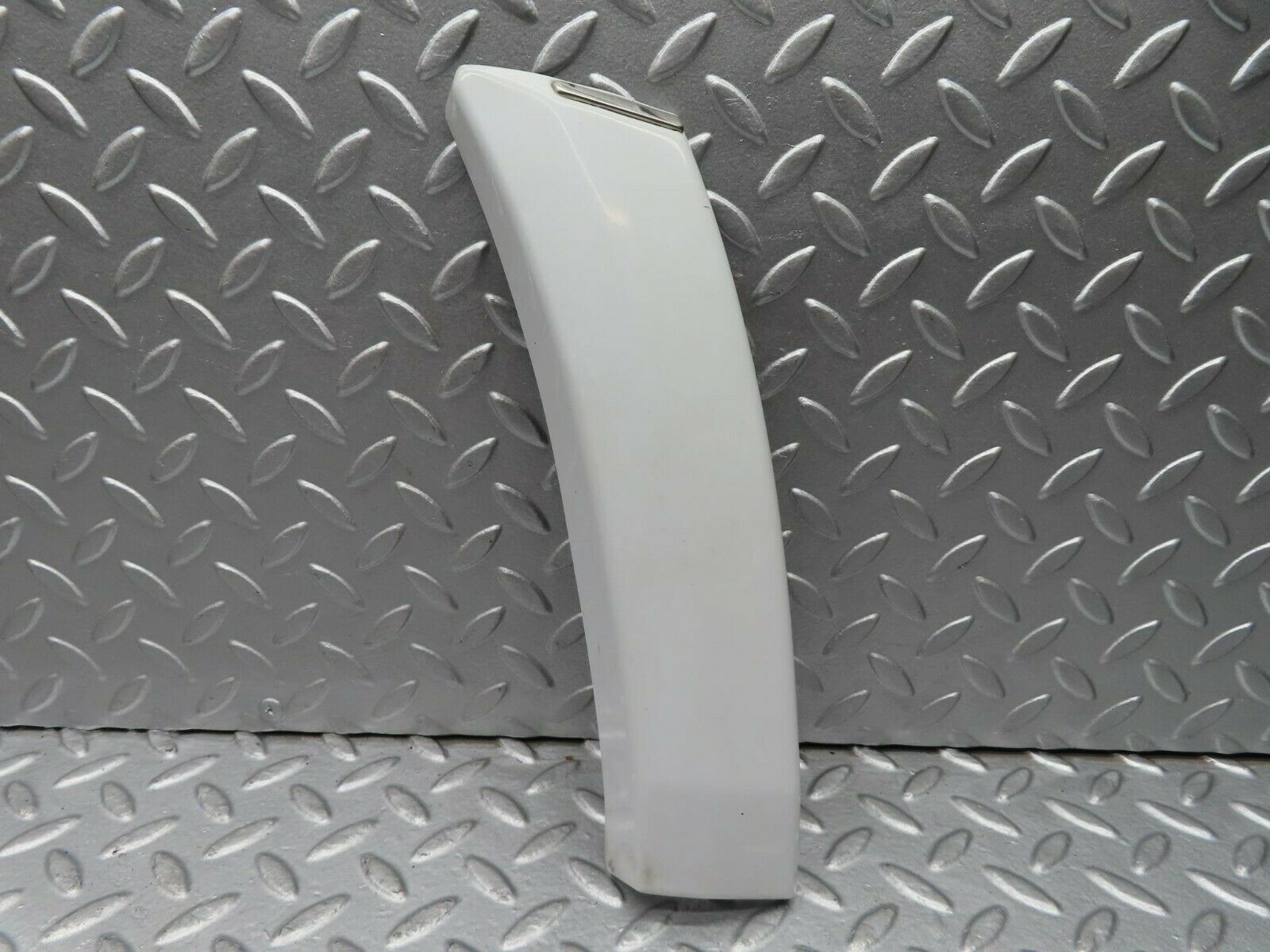 16326 Mercedes-Benz W124 260E Rear Right Fender Lower Moulding Trim 1246902040