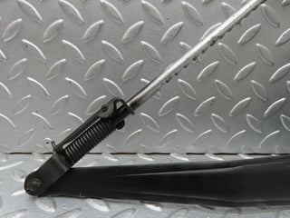 13546 Mercedes-Benz W123 200 Handbrake Regulator