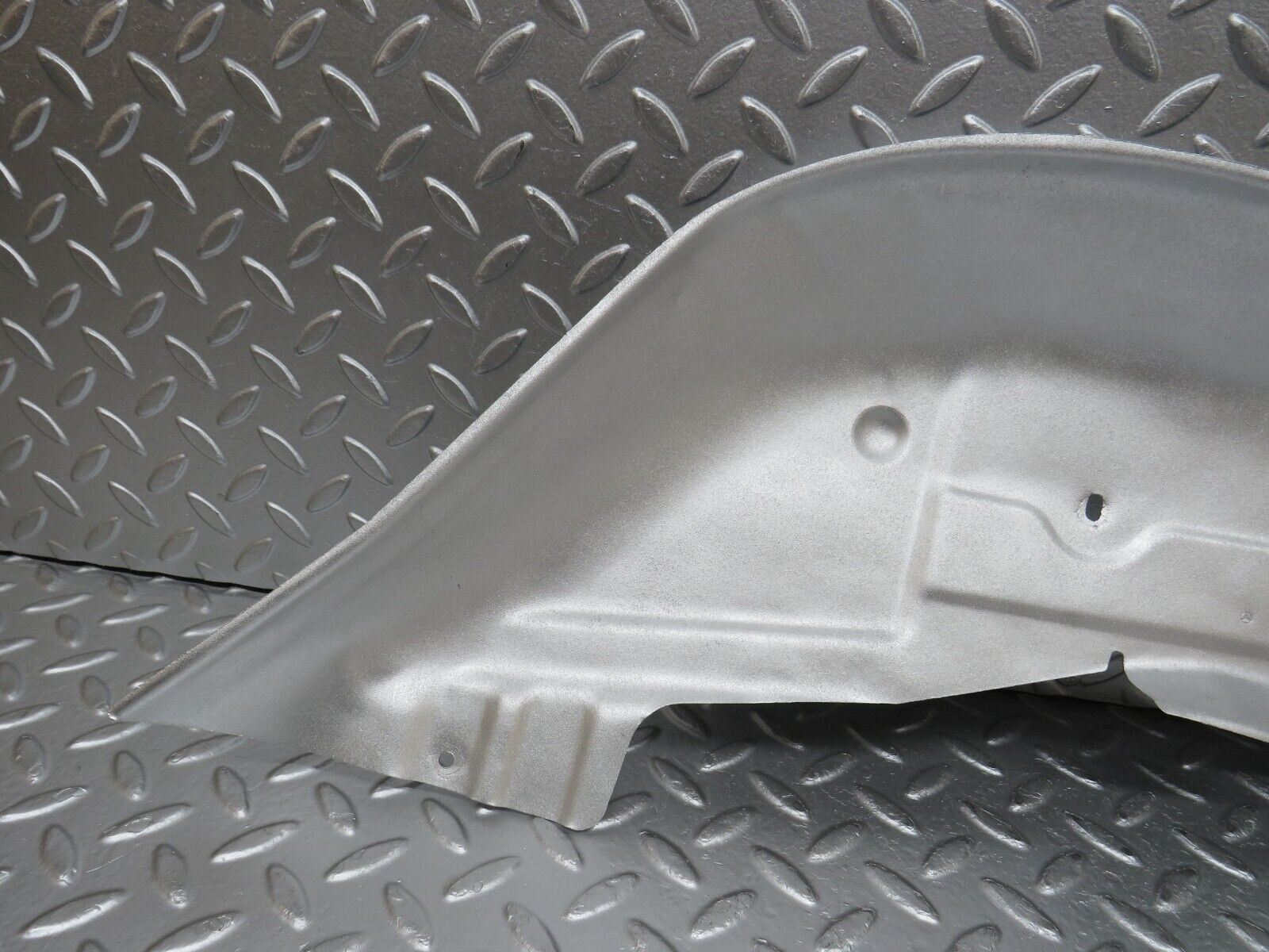 31425 Mercedes-Benz S124 220TE Wagon Exhaust Heat Shield