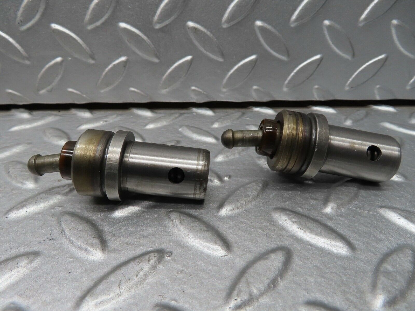 19764 Mercedes-Benz W123 722.122 Automatic Gearbox Pistons
