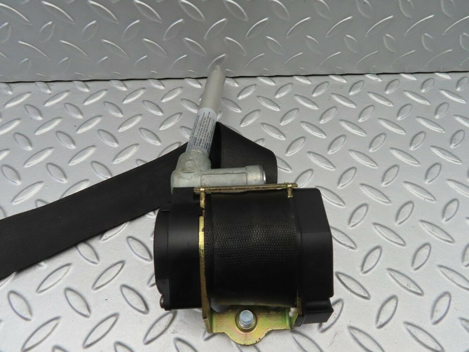 6561 Mercedes-Benz S124 E220 Wagon Front Left Seat Belt 1248609785