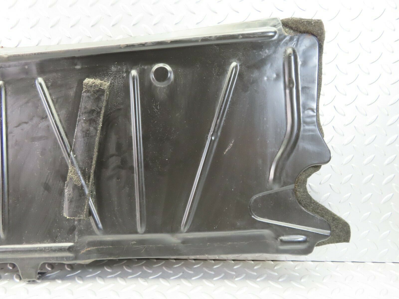 7814 Mercedes-Benz W116 450SE Fuel Tank Cover Plate