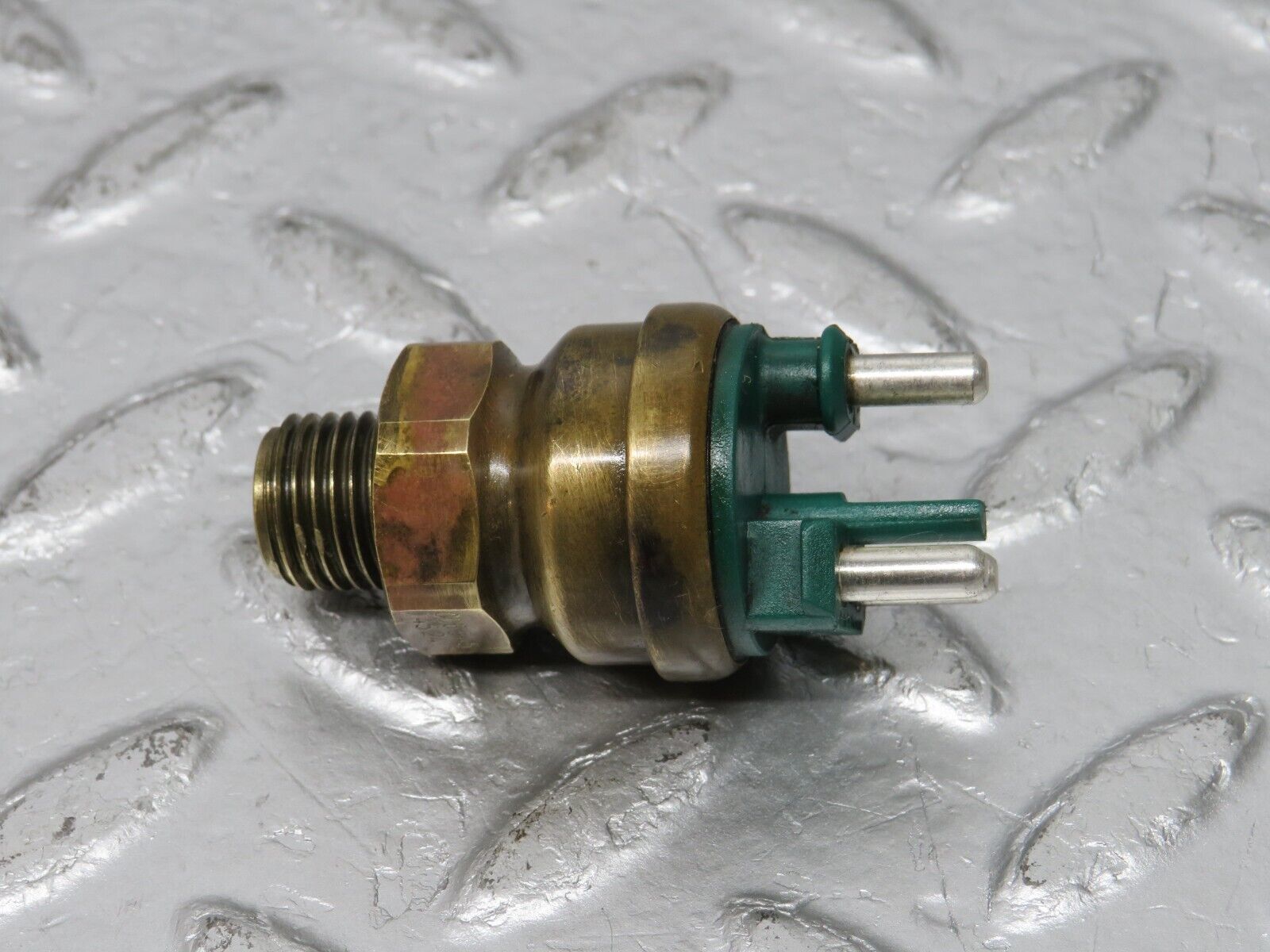 32678 Mercedes-Benz S124 300TE Radiator Fan Temperature Switch 0065454524
