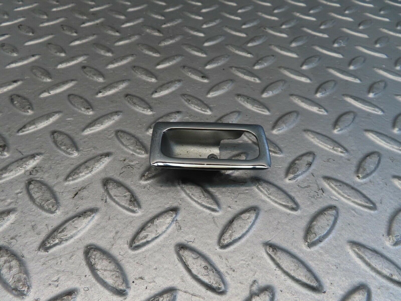 11369 Mercedes-Benz C123 230CE Coupe Door Lock Handle Surround Chrome