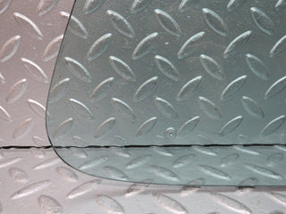 30083 Porsche 924 Rear Right Window Glass
