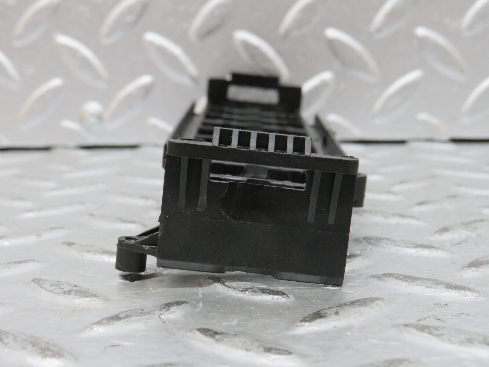 27627 Mercedes-Benz S124 300TE Wagon Centre Console Switch Bracket 1248210071