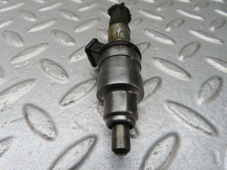 W116 fuel injector used OEM