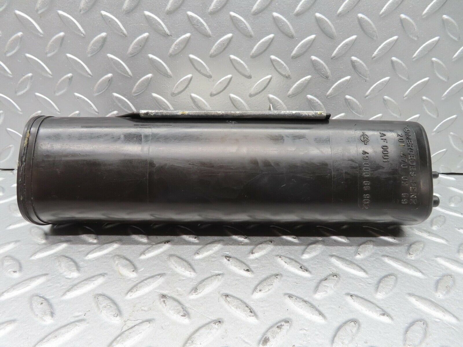 14605 Mercedes-Benz W201 190E Fuel Vapor Charcoal Filter Canister 2014700259