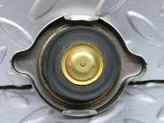 29463 Mercedes-Benz W124 230E Radiator Cap 1235010015