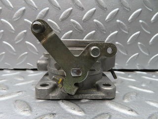 W123 throttle body valve used OEM