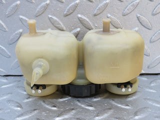 W109 brake fluid reservoir tank used OEM