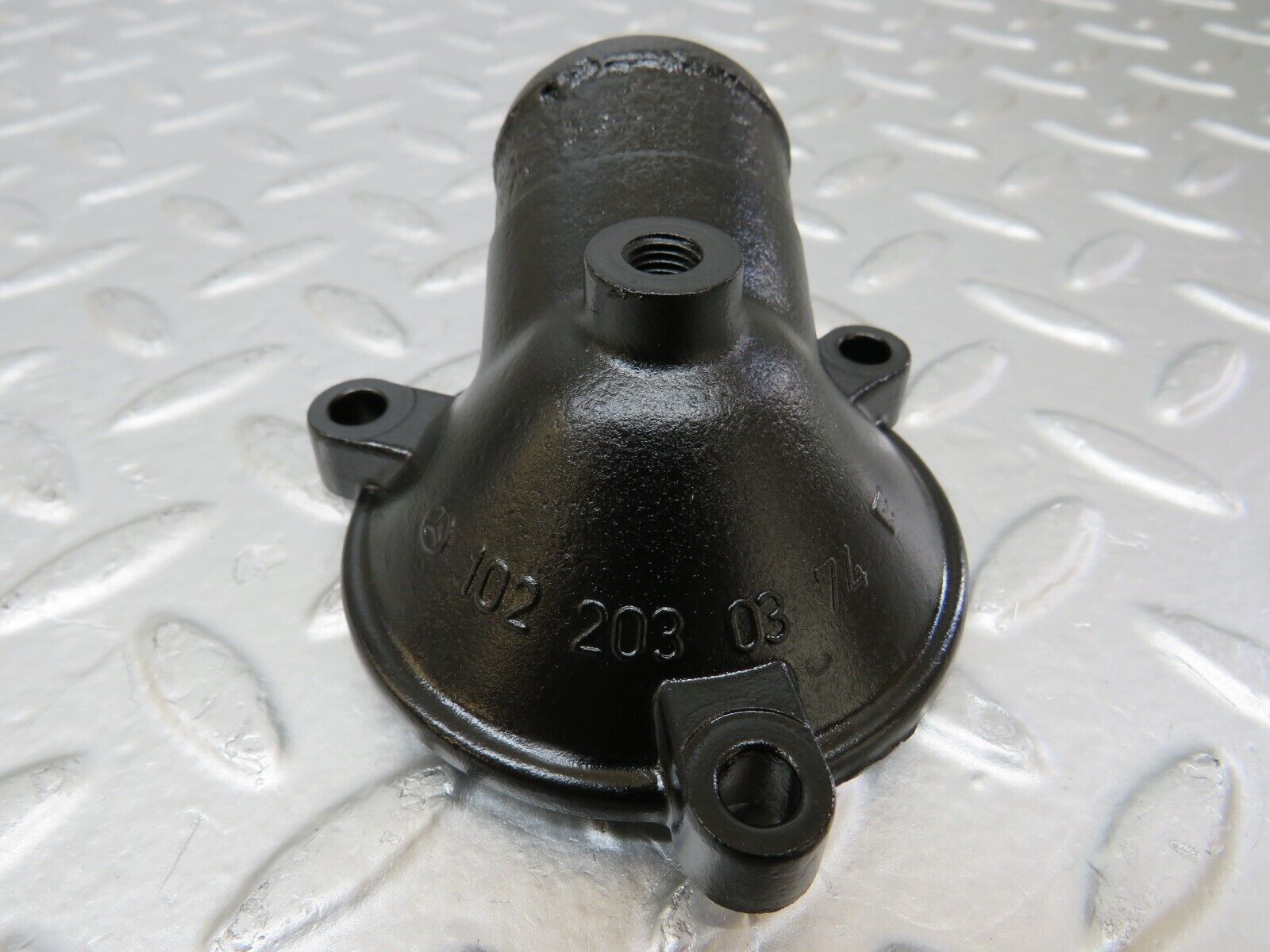 25550 Mercedes-Benz W123 200 Thermostat Housing 1022030374