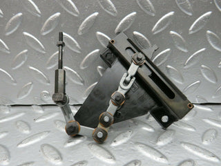 R107 SLC air vent control lever centre used OEM