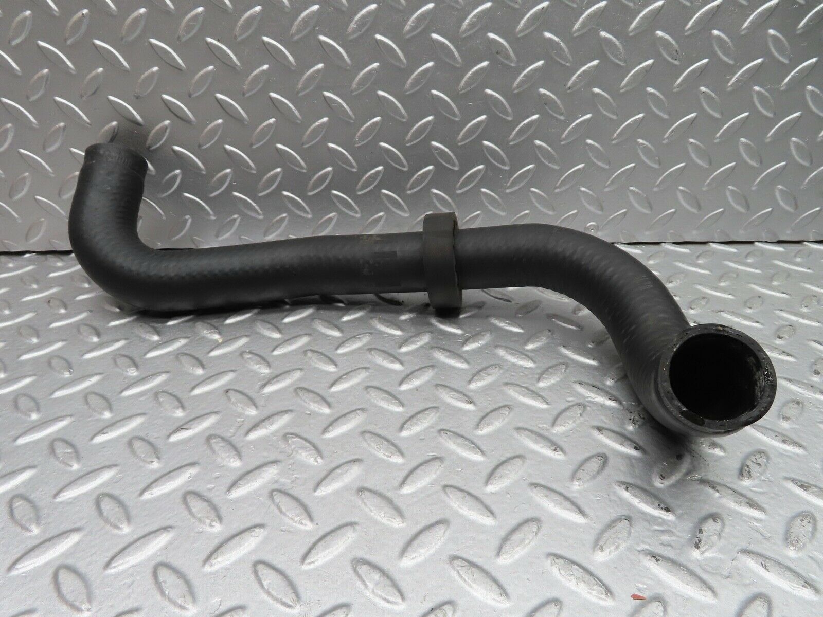 21132 Mercedes-Benz W123 230E Radiator Hose Pipe 1235012382
