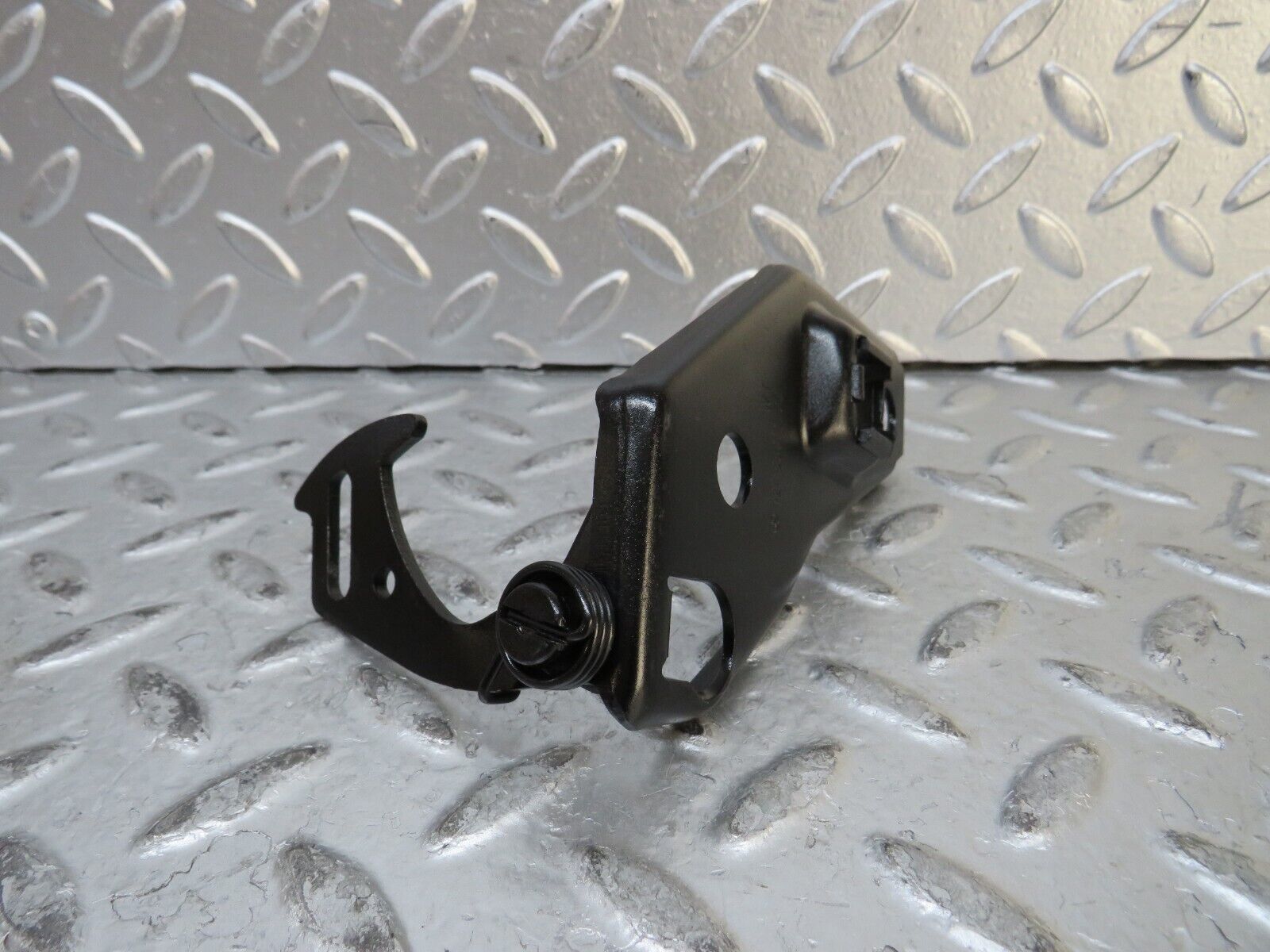 27692 Mercedes-Benz S124 300TE Wagon Bonnet Release Latch 1248800360