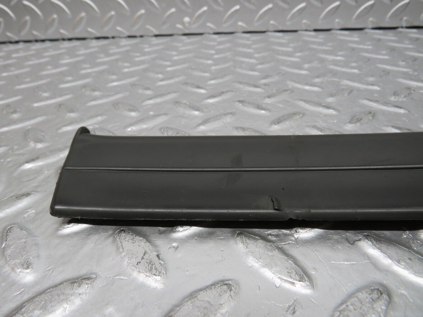 30783 Mercedes-Benz W201 190E 2.0L Front Left Fender Wing Lower Moulding Trim