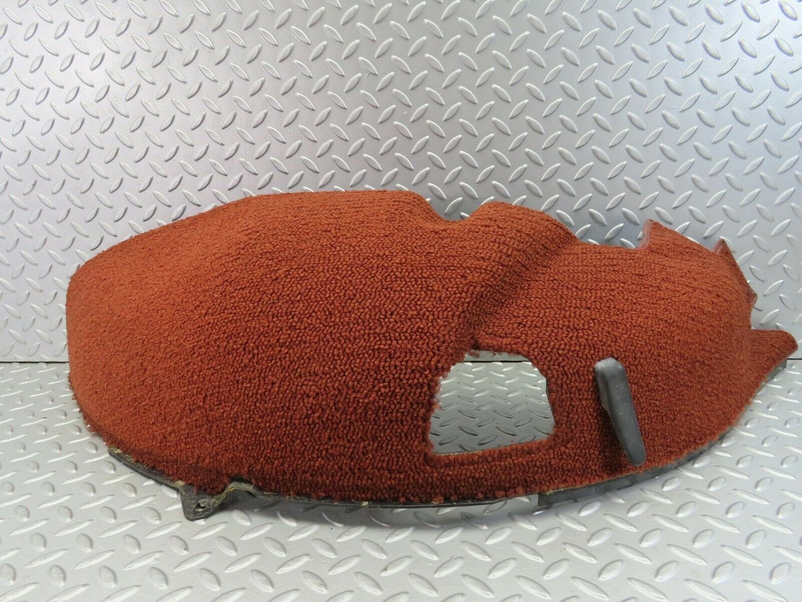 7527 Mercedes-Benz S123 230TE Wagon Wheel Arch Cover Right 1236921689
