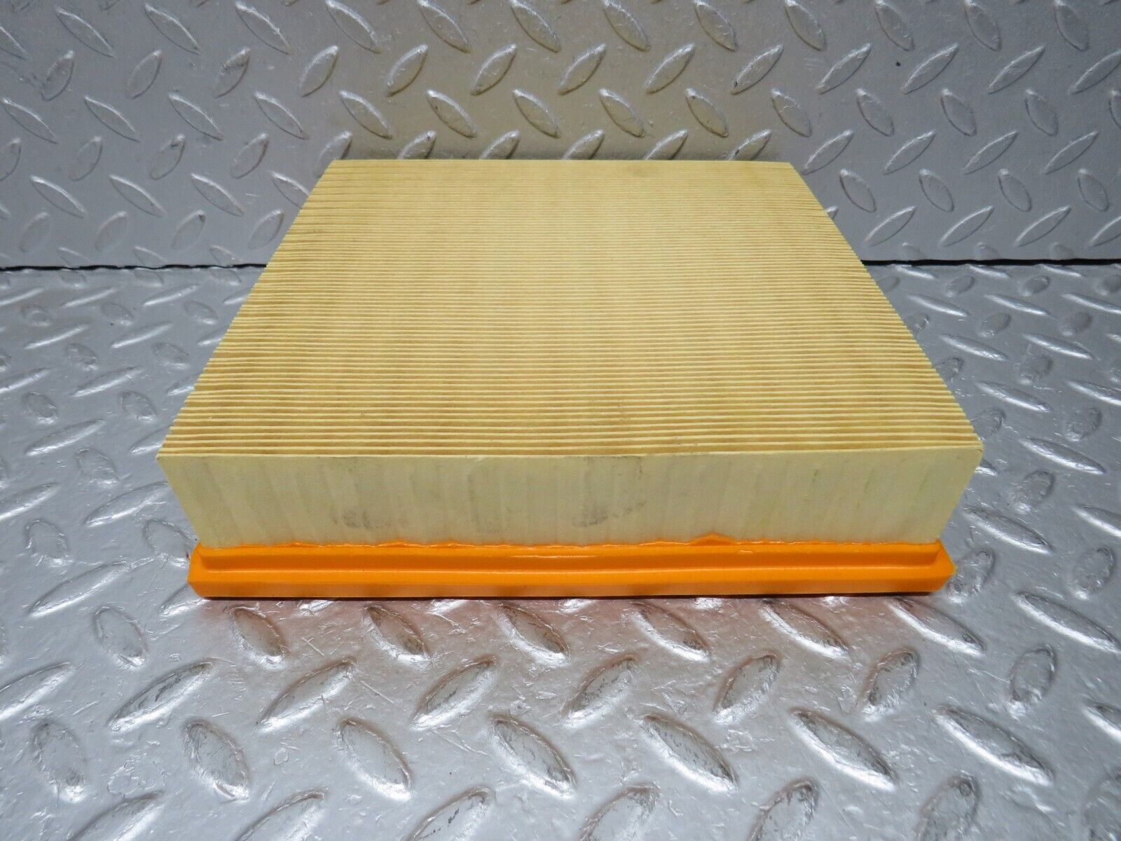 38225 Mercedes-Benz W124 W201 Genuine Air Filter New 6020940404