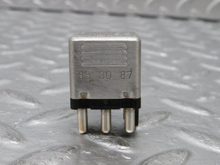 W124 Wagon multi purpose relay used OEM