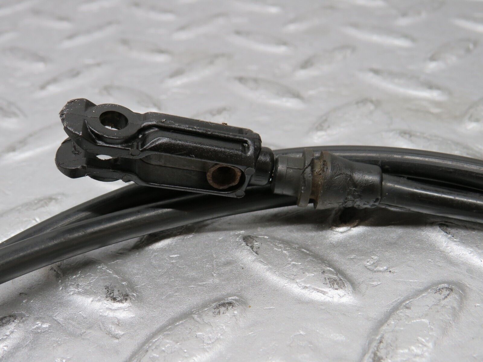 36710 Mercedes-Benz W201 190E 2.0L Bonnet Release Cable
