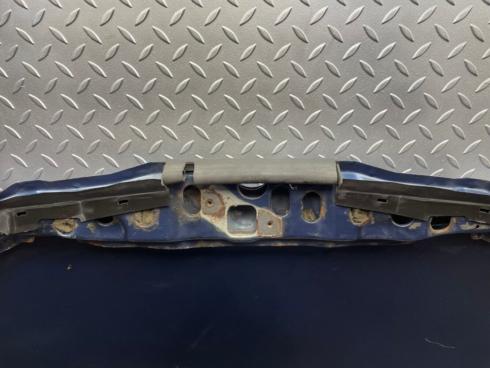 31421 Mercedes-Benz S124 220TE Wagon Bonnet