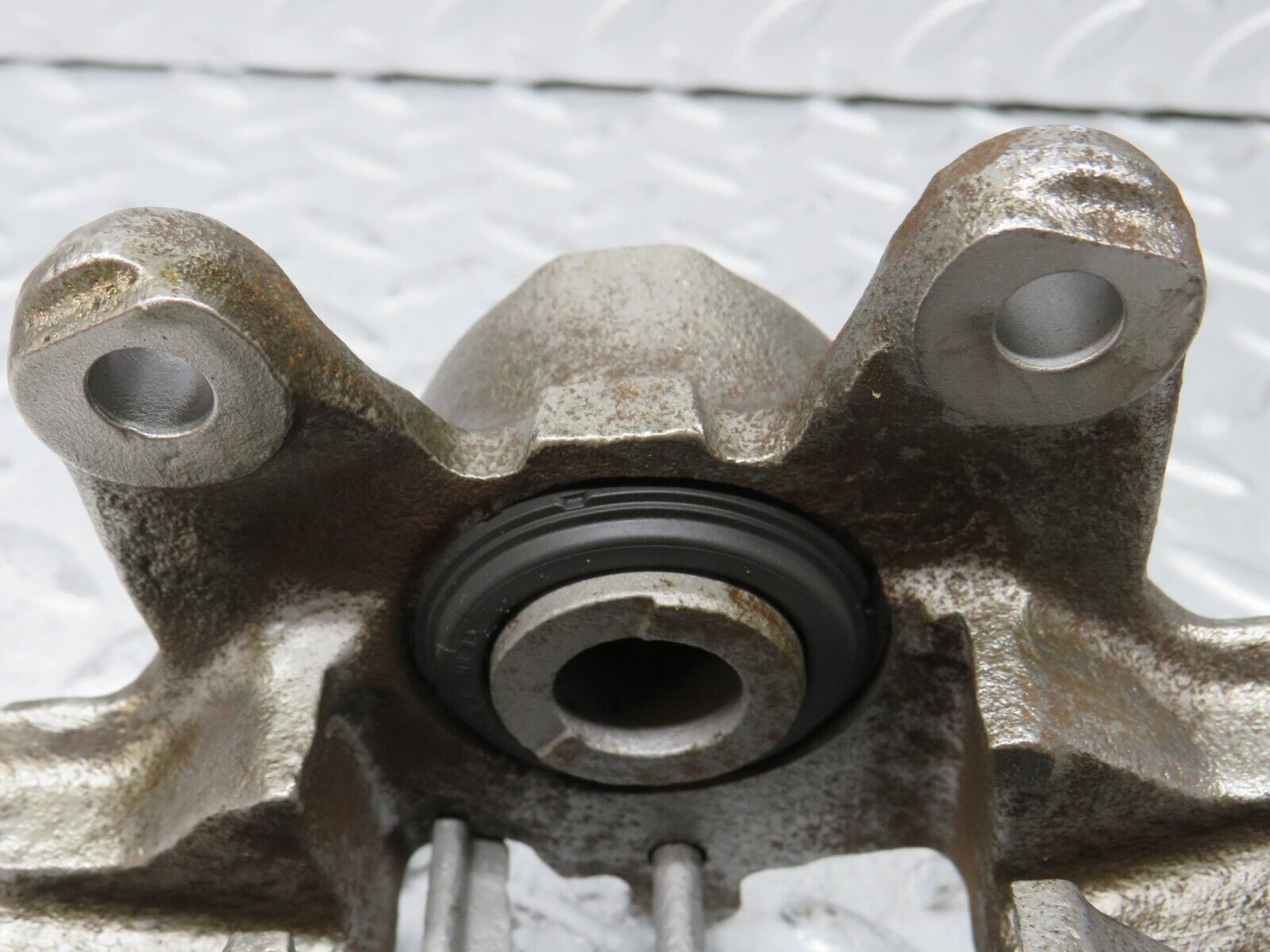 35025 Mercedes-Benz W210 320E Rear Left Brake Caliper ATE 36/290