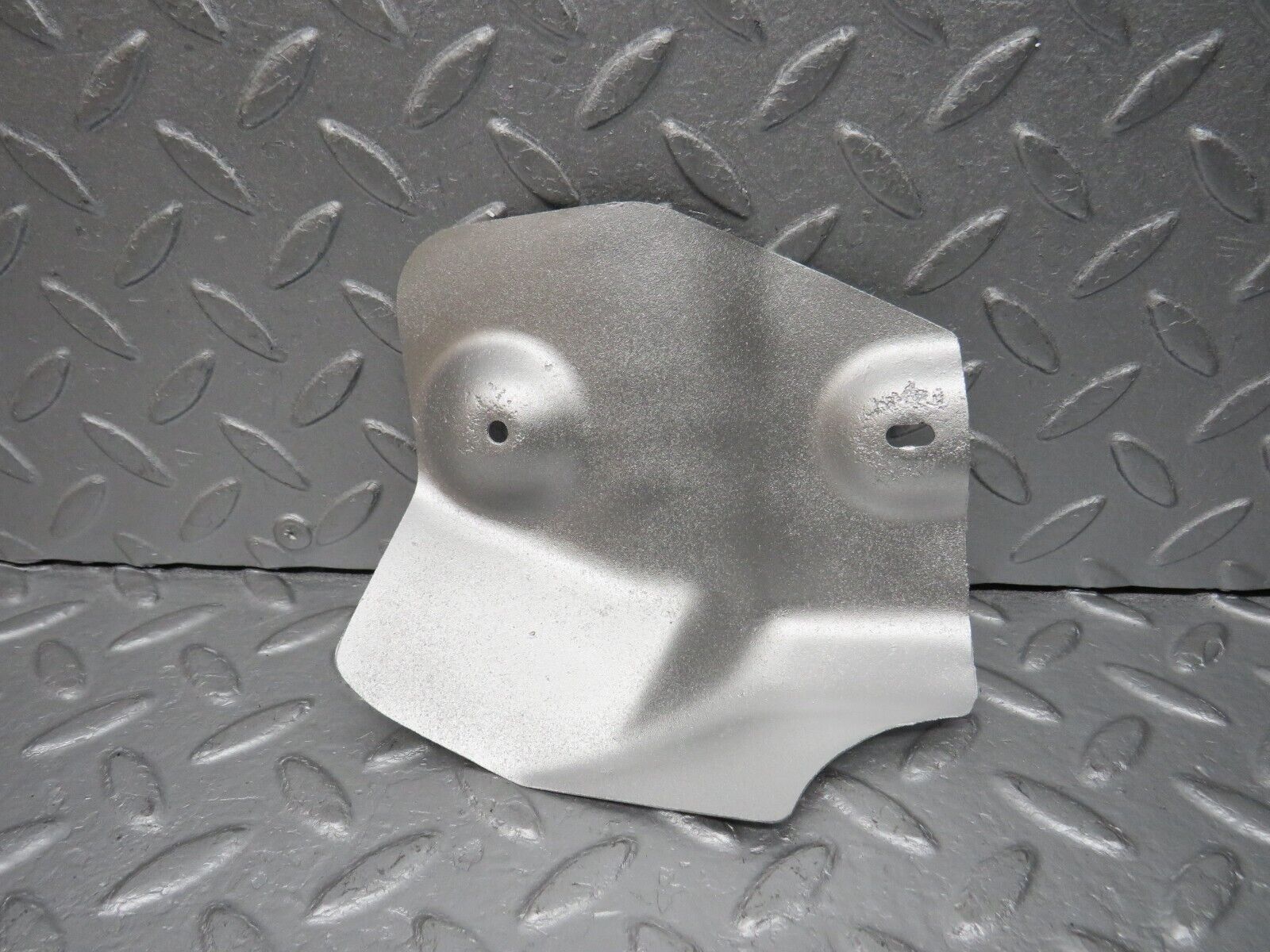 38048 Mercedes-Benz A124 320E Cabriolet Exhaust Heat Shield