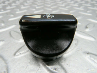S123 Wagon heater control knob set used OEM