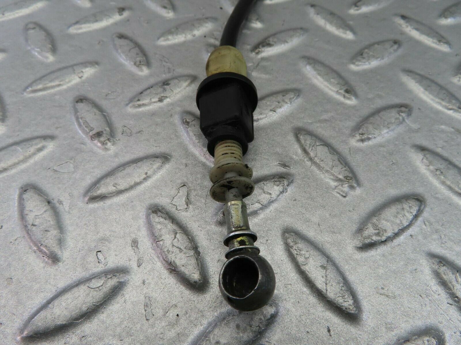 9728 Mercedes-Benz C124 300CE Automatic Gearbox Kickdown Cable