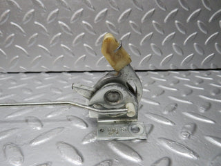 32562 Mercedes-Benz S124 300TE Wagon Rear Right Seat Bench Locking Mechanism