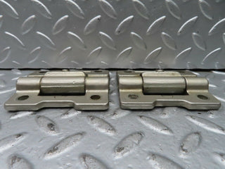 21537 Mercedes-Benz W126 300SE Door Hinges Pair 1237200037