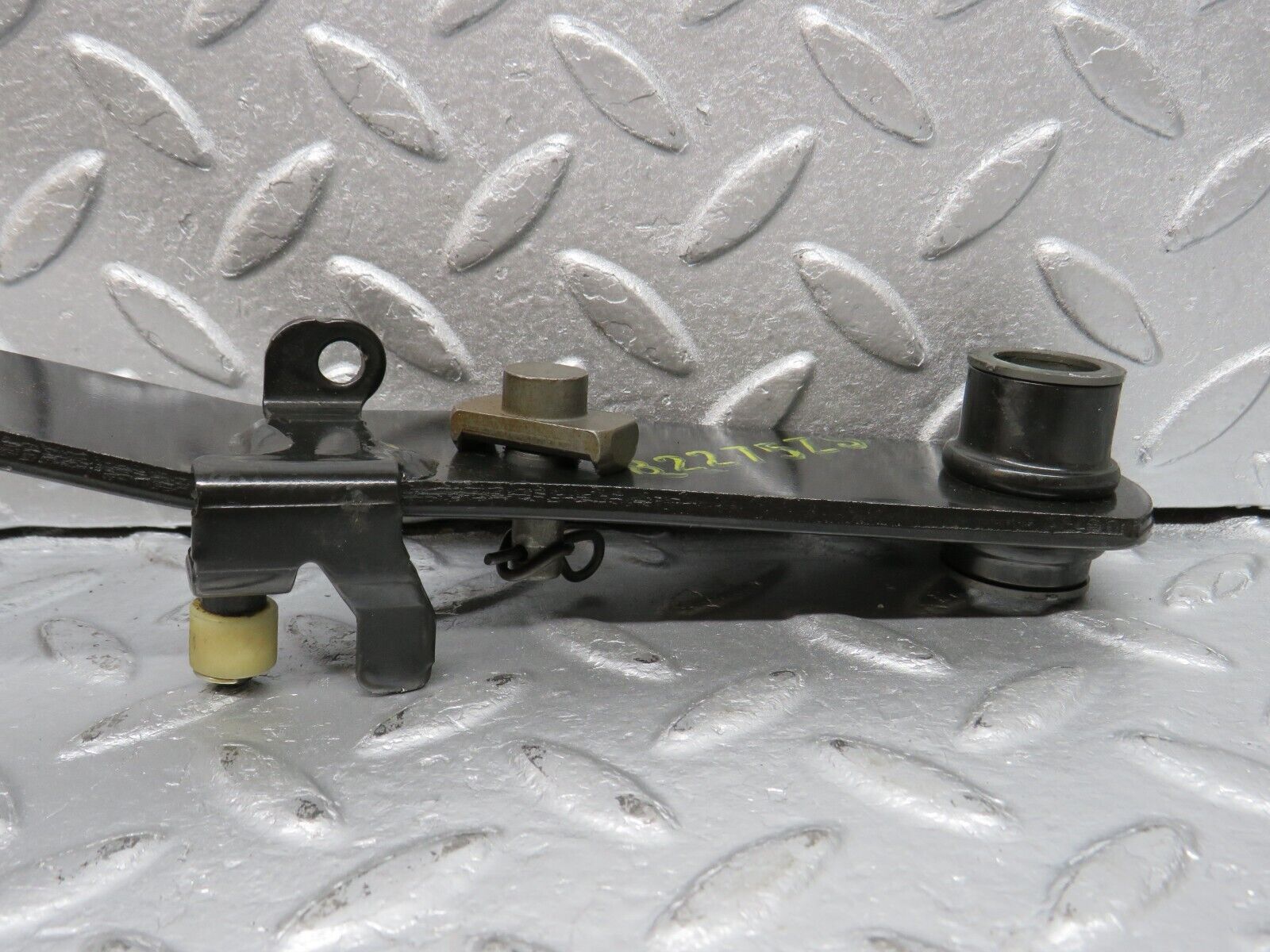 39449 Mercedes-Benz R129 320SL Coupe Brake Pedal With Rubber 1232910082